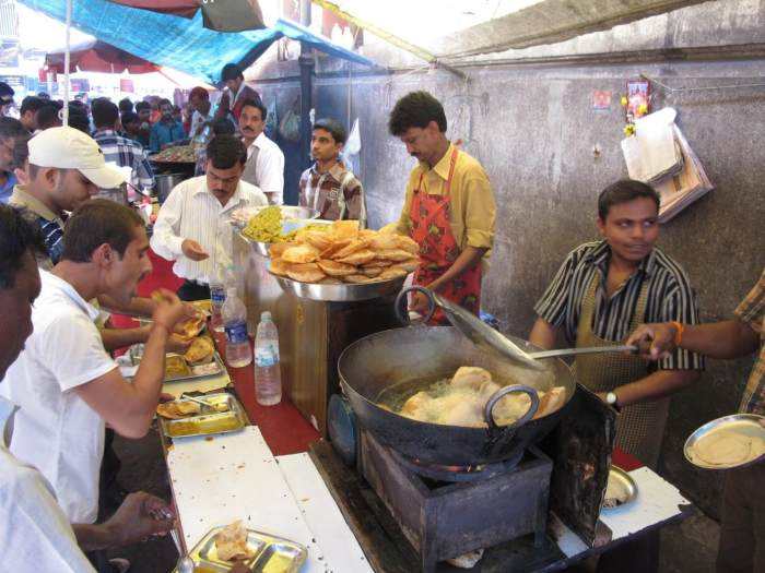 「古镇」中国人见人爱的美食，却在印度被嫌弃了！原因真令人“扎心”