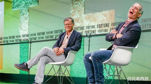 杨致远|华人首富的没落:几年蒸发千亿美元,他曾是无数创业者的偶像