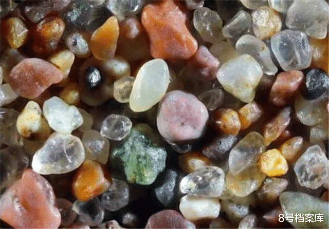 科学家▲科学家们将沙子放大300倍之后，看到了令人惊讶的世界！好美！