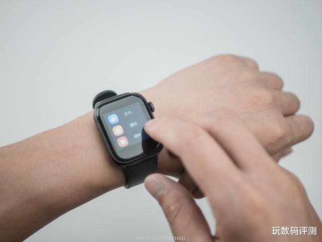 智能手表|入门级智能手表，体验过后竟带来千元级体验，国产这次争光了
