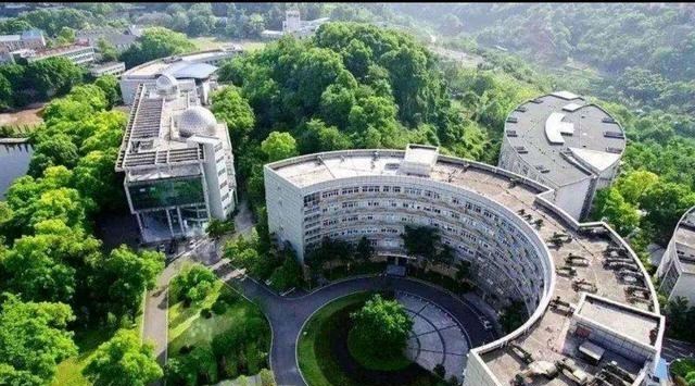 高校|这所高校号称211高校前三,是教育部直属师范大学,但农学也很厉害