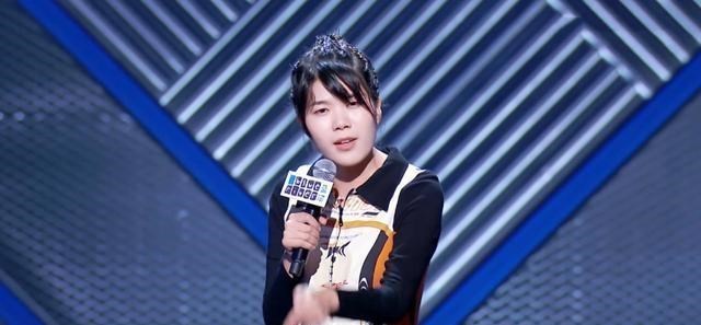 李诞|《脱口秀大会》高开低走，李诞过分吹捧，王勉值得这个冠军吗？
