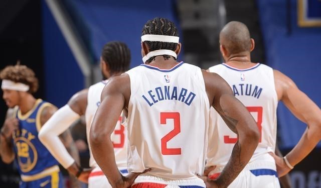 斯蒂芬·库里|24中13轰38+11，库里神兵天降，造22分大逆转，替补赢22分立大功