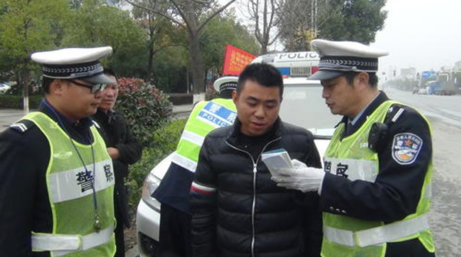 私家车@私家车改装就违法？交警：说了多少遍，这4个地方随便改我管不着