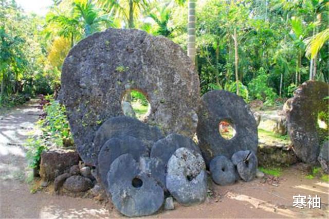 寒袖|亚洲小岛用石头做货币，靠摆石头炫富讨老婆，5吨石头能换栋房