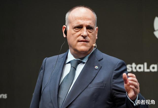 梅西|凌晨1点！西甲主席再现争议言论，公开让梅西难堪，球迷骂声一片