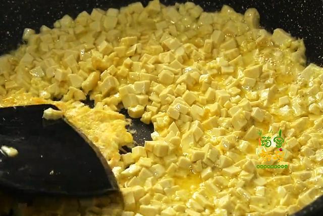 饺子|入秋后，这种饺子特好吃，皮薄馅鲜，好吃顶饱，怎么吃也不腻