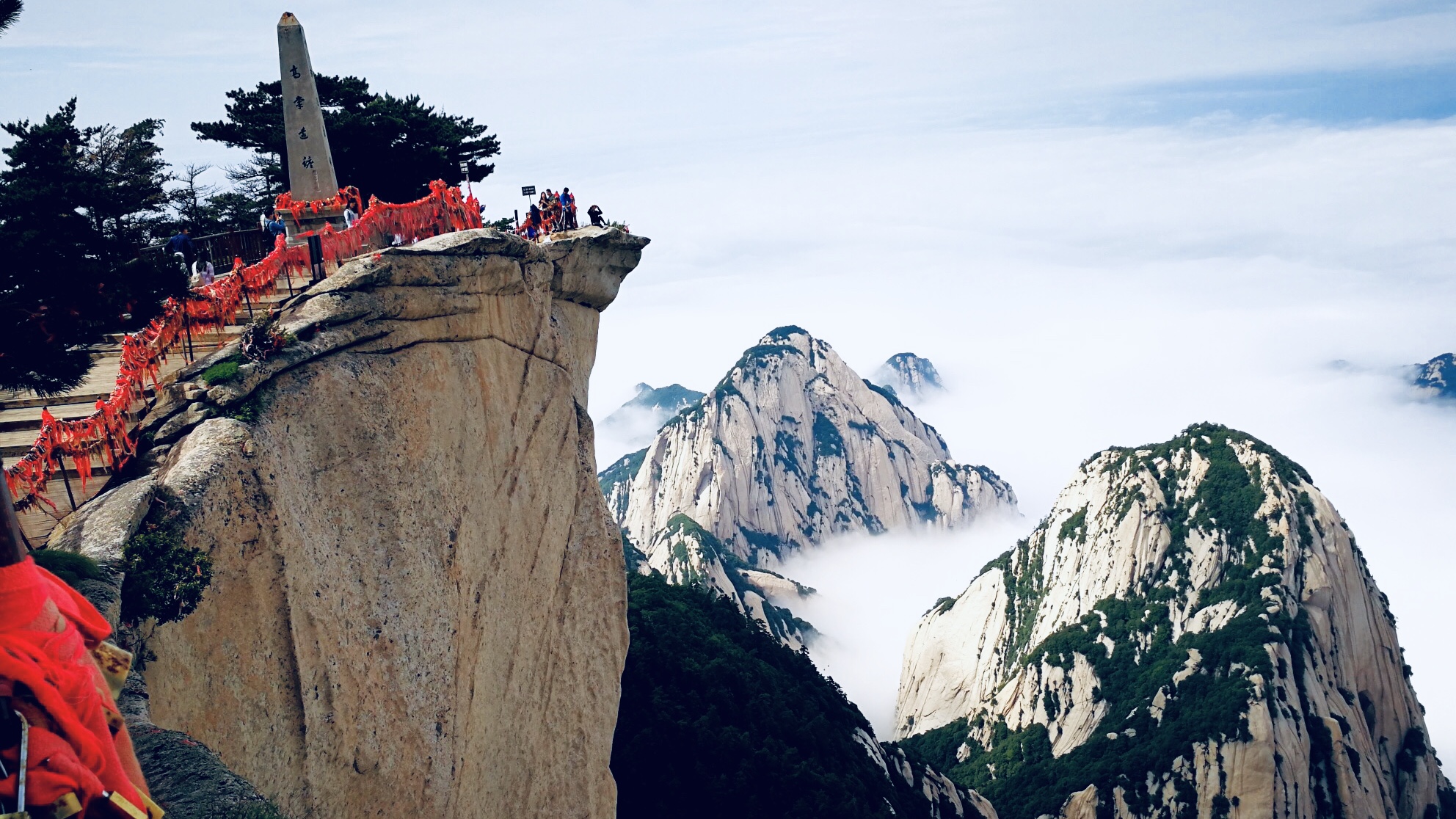 华山■此山被称为“华夏之根”是中华民族的“圣山”封山77天后重新开启