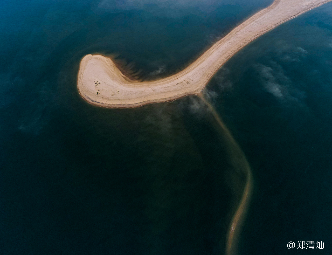 沙滩|晋江塘东触角沙滩，从村庄伸向大海的沙滩