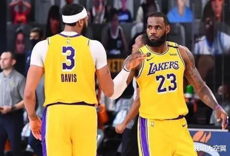 湖人队|洛杉矶湖人传喜讯！热火的弱点已出现，沃格尔冲击总冠军再添利器
