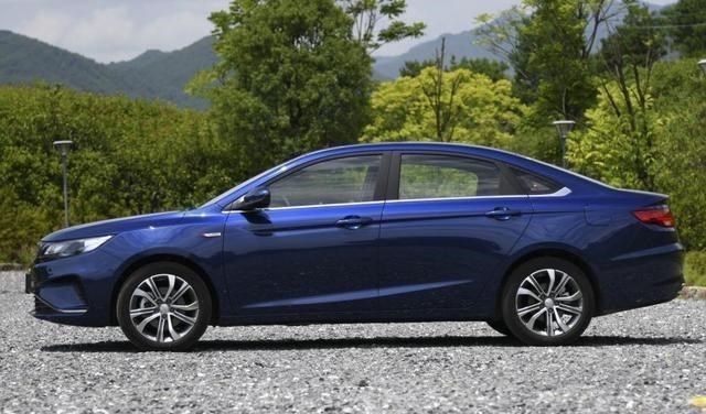 [吉利帝豪gl]听了媳妇建议，买了一辆吉利帝豪GL，看看车主的驾驶体检