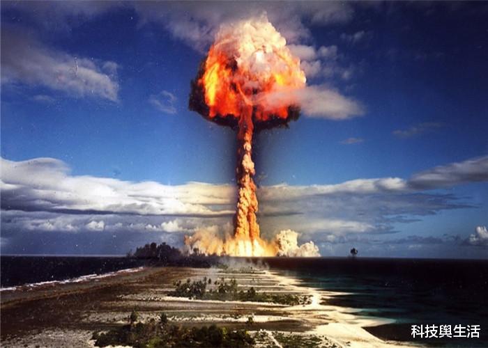 响尾蛇:37年前的那个夜晚,幸好值班的是他,不然地球将一片贫瘠!