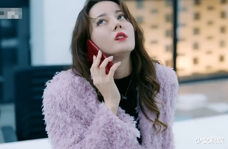 [迪丽热巴]《幸福触手可及》提档，热巴黄景瑜cp感太足，看预告就三刷不停啦