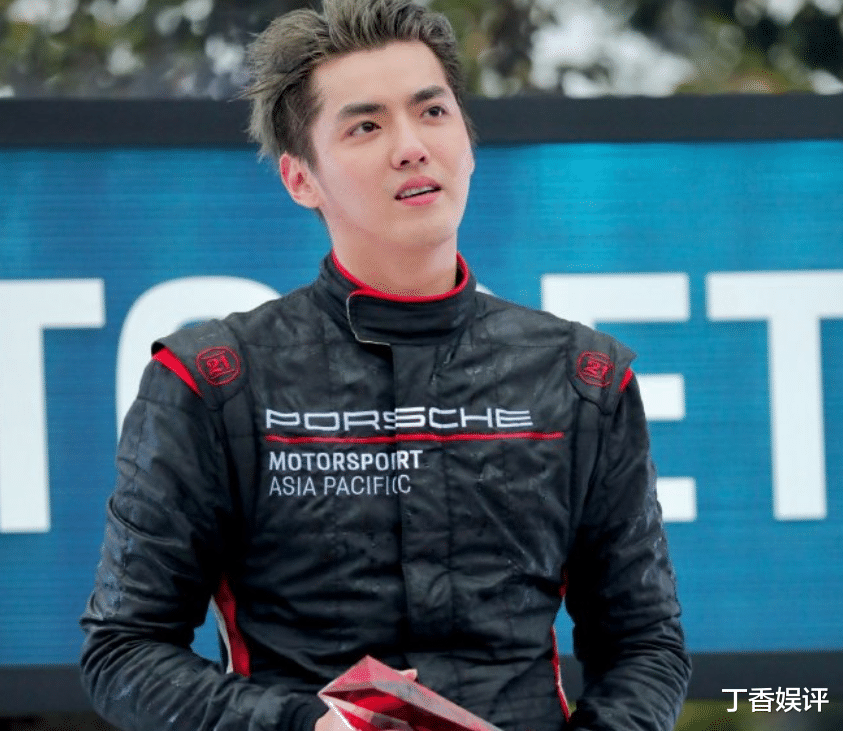吴亦凡|吴亦凡参加赛车比赛，失去瘦身滤镜后，才懂什么是“一胖毁所有”