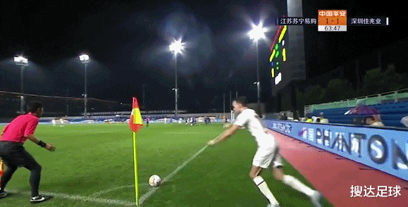 江苏苏宁|一场5-1踢成1-1！中超争冠热门暴露1致命弱点，差点被打花