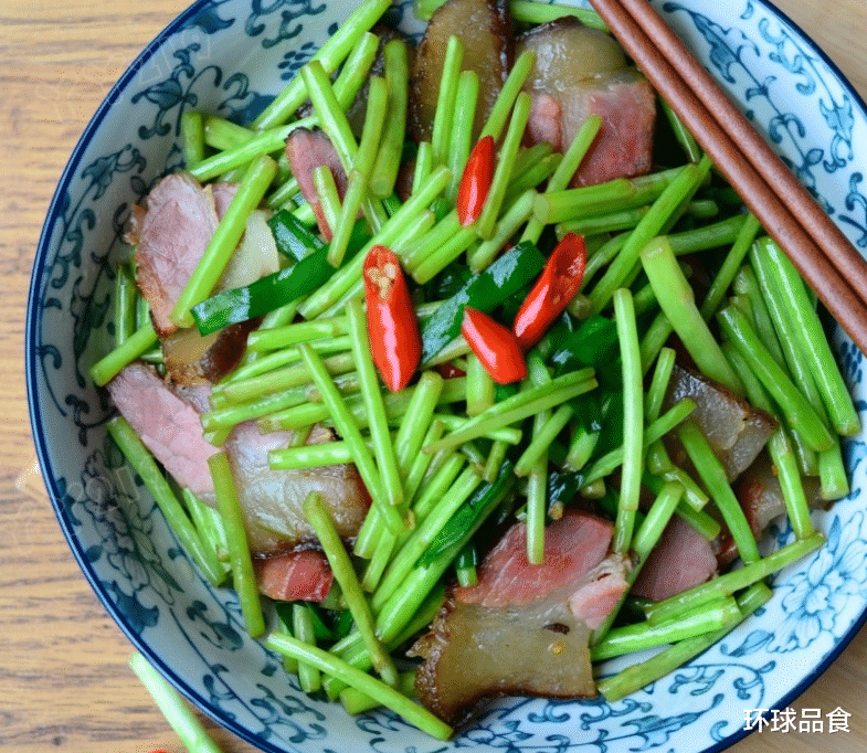 腊肉|秋天，宁愿少吃鸭肉鸡肉，也别错过吃它，清肠解油腻，现在吃正当季