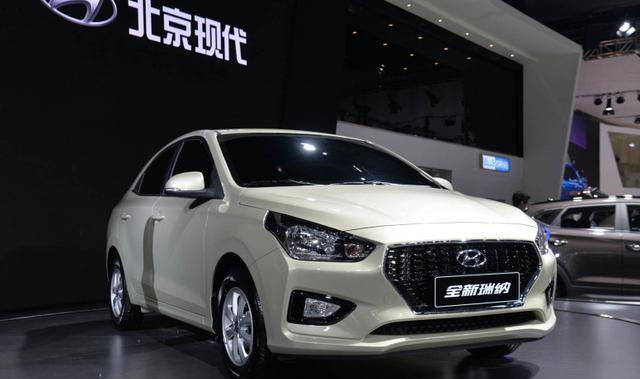 『合资车』标配4.99万,顶配7.39万,又一款价格便宜的合资车上市!