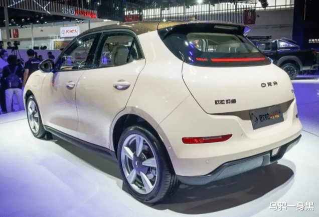 大众甲壳虫|国产“甲壳虫”上市！预售10.5万元，惊艳夸张，不输宝马MINI！