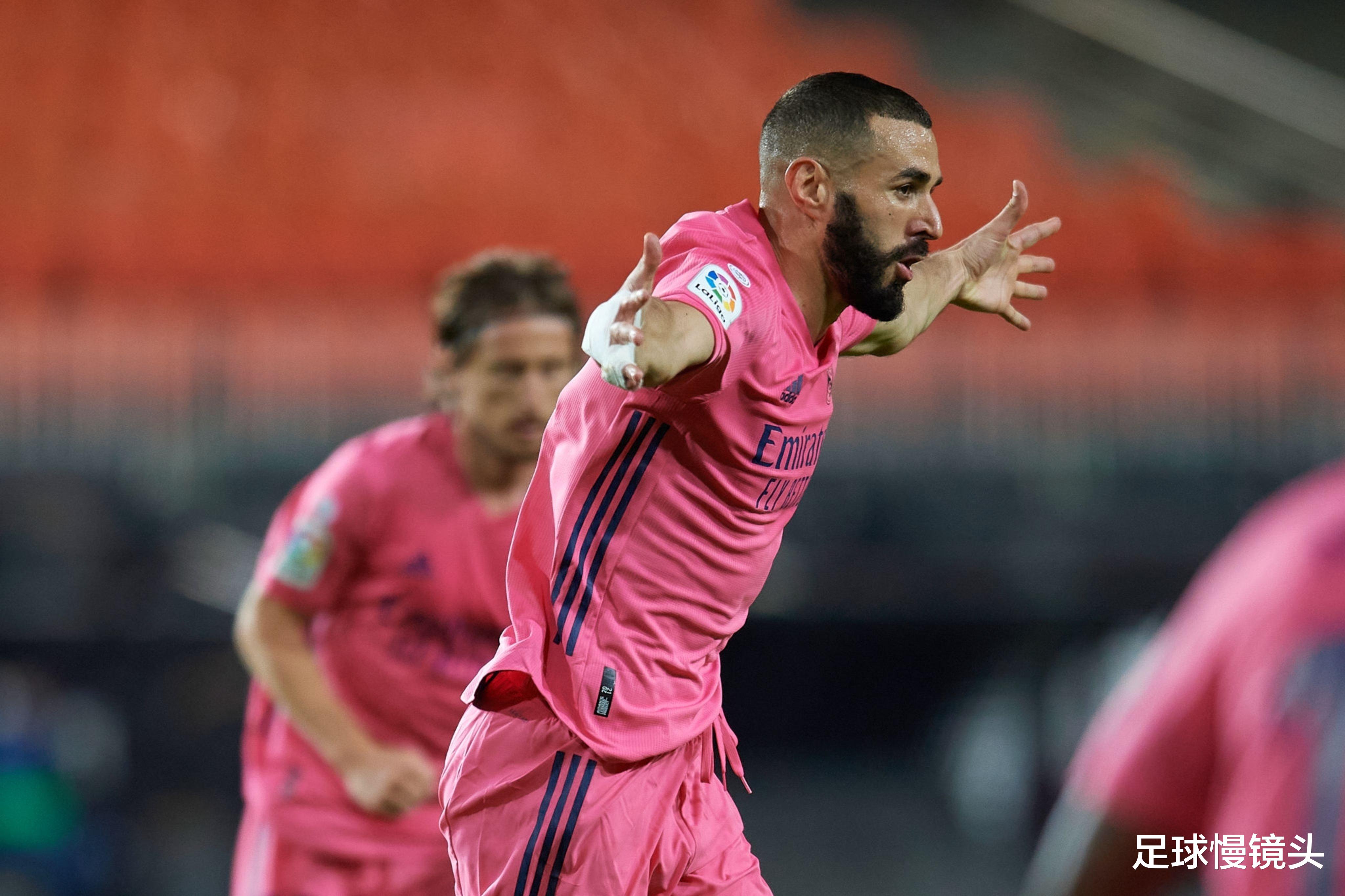 皇家马德里|皇马1-4惨败揪出5大罪人！球迷愤怒围攻官博，齐达内：我犯错了