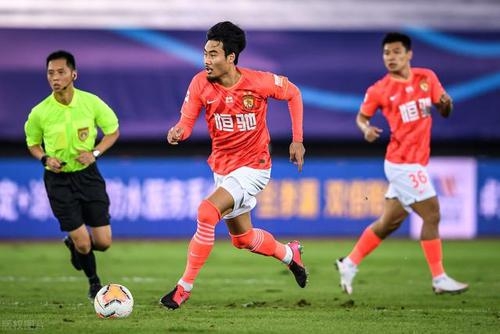 中超|如果中超现在都是全华班的话,哪只球队最厉害?