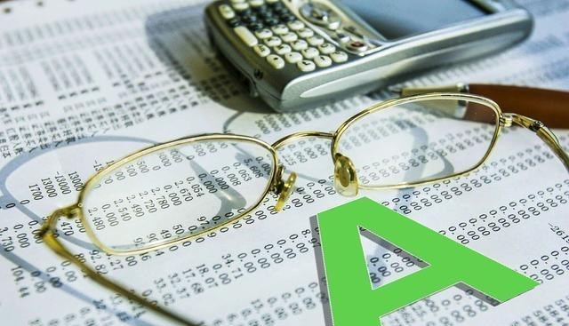 中国建筑|中国股市：市场迎来一颗“大雷”消息，下周A股还能挺住吗？