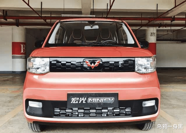 【五菱宏光】五菱“MINI”到店,起售2.98万元,惊艳帅气,堪比奔驰smart!