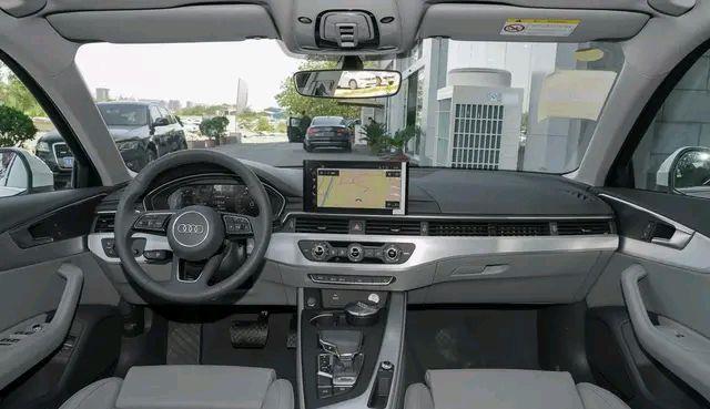 [奔驰C级]奥迪又降价，从20.58万跌至27.5万，月销12070辆，还看啥奔驰C级