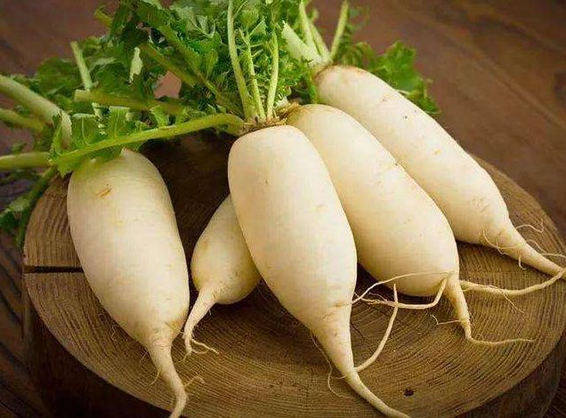 『营养膳食』癌症“最怕”的3种东西，很便宜却没人吃，医生成箱往家买