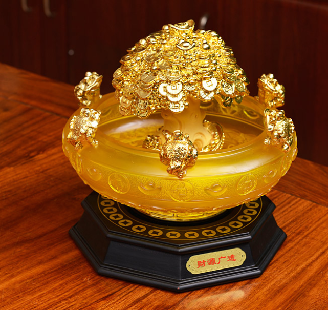 霉运|下半年，不再走霉运，3生肖贵人认可，烦恼消散，收获好运横财！