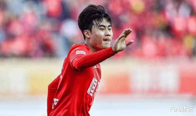 广州恒大|恒大太恐怖！亚洲冠军级后防线浮出水面，豪华锋线组合也在酝酿中