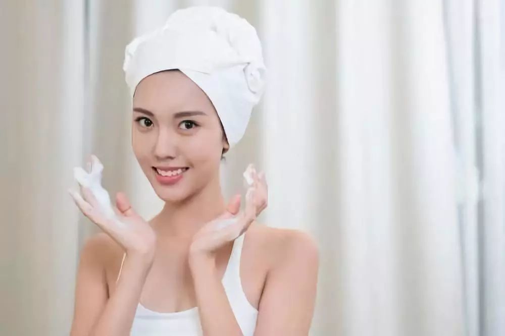 护肤品|这些护肤理论完全是骗人的，别交智商税啦！