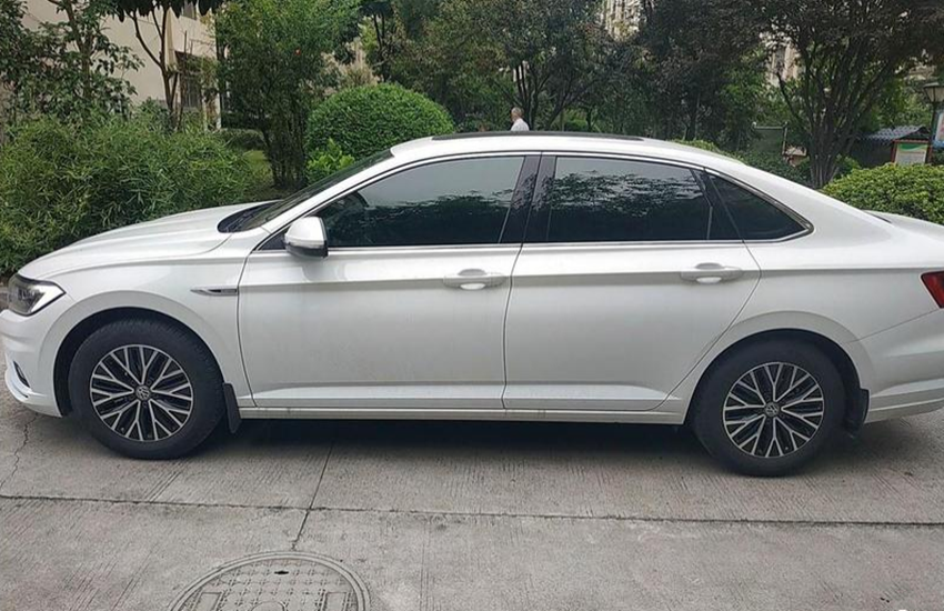 新车|大众“扛不住”了！从12.89万跌到9.69万，30天狂卖22580辆