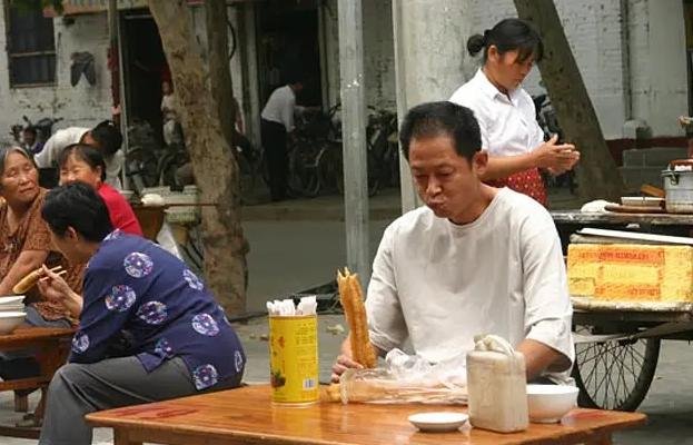 豆瓣|豆瓣9.1，播出因尺度太大被下架，这个国产神剧是哪个？