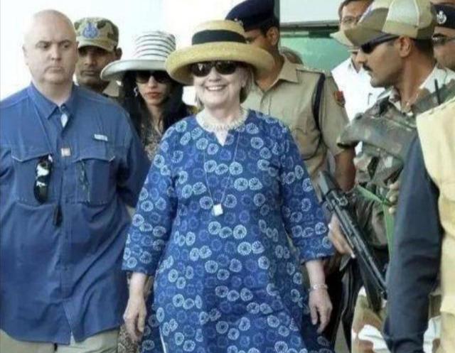 【伊万卡】72岁希拉里挺大肚腩身材走样，年轻时可是大美人，气质不输伊万卡