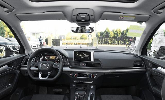 SUV|作为豪华SUV，奥迪Q5L怎么样？低配荣享进取型是否值得入手？