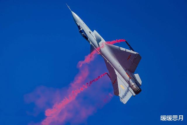 歼-20■推力高达24吨,峨眉是三个型号并行开发,歼20B战机将横空出世