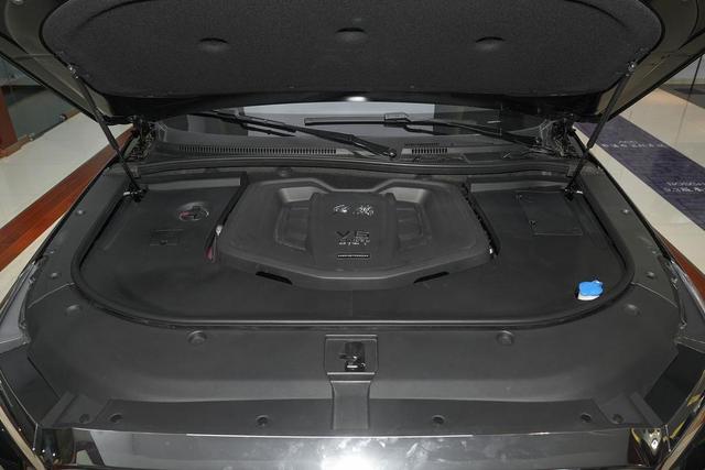 「SUV」早就该被捧红的旗舰豪华SUV，配3.0T V6与Q7平起平坐，却不足35万