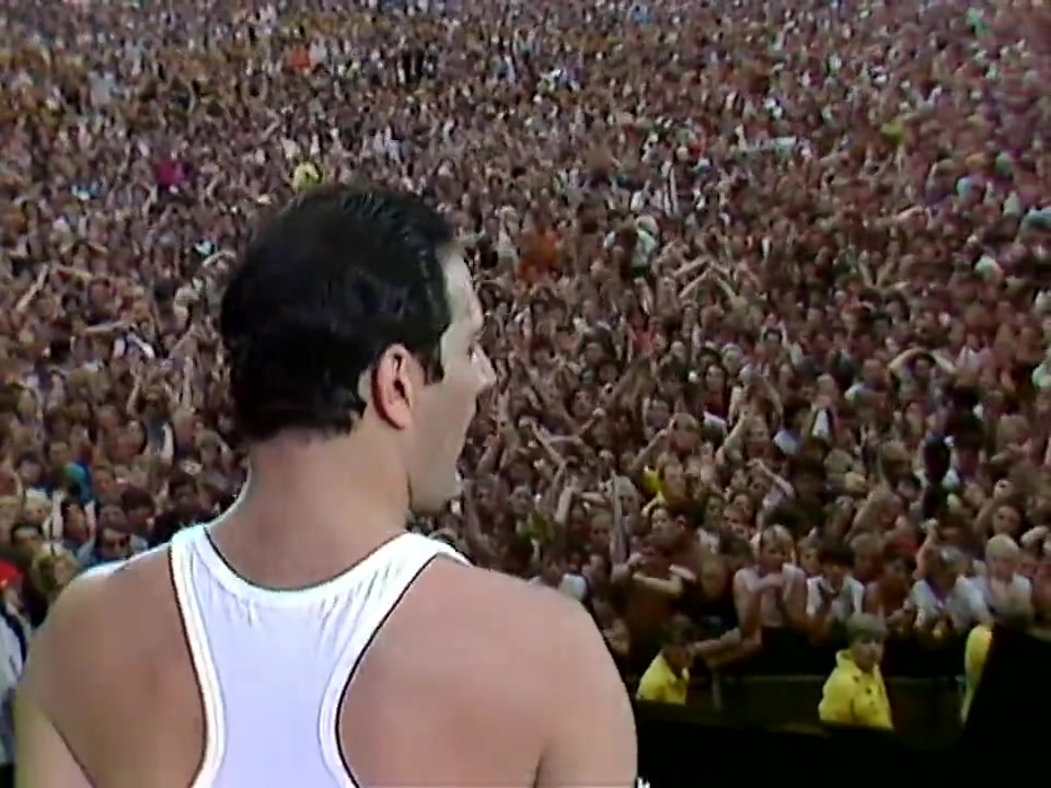 【皇后乐队】最伟大演出之一，皇后乐队《Live Aid》震撼现场