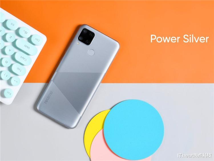 realme|realme C12正式发布，6000mAh大电池配后置三摄