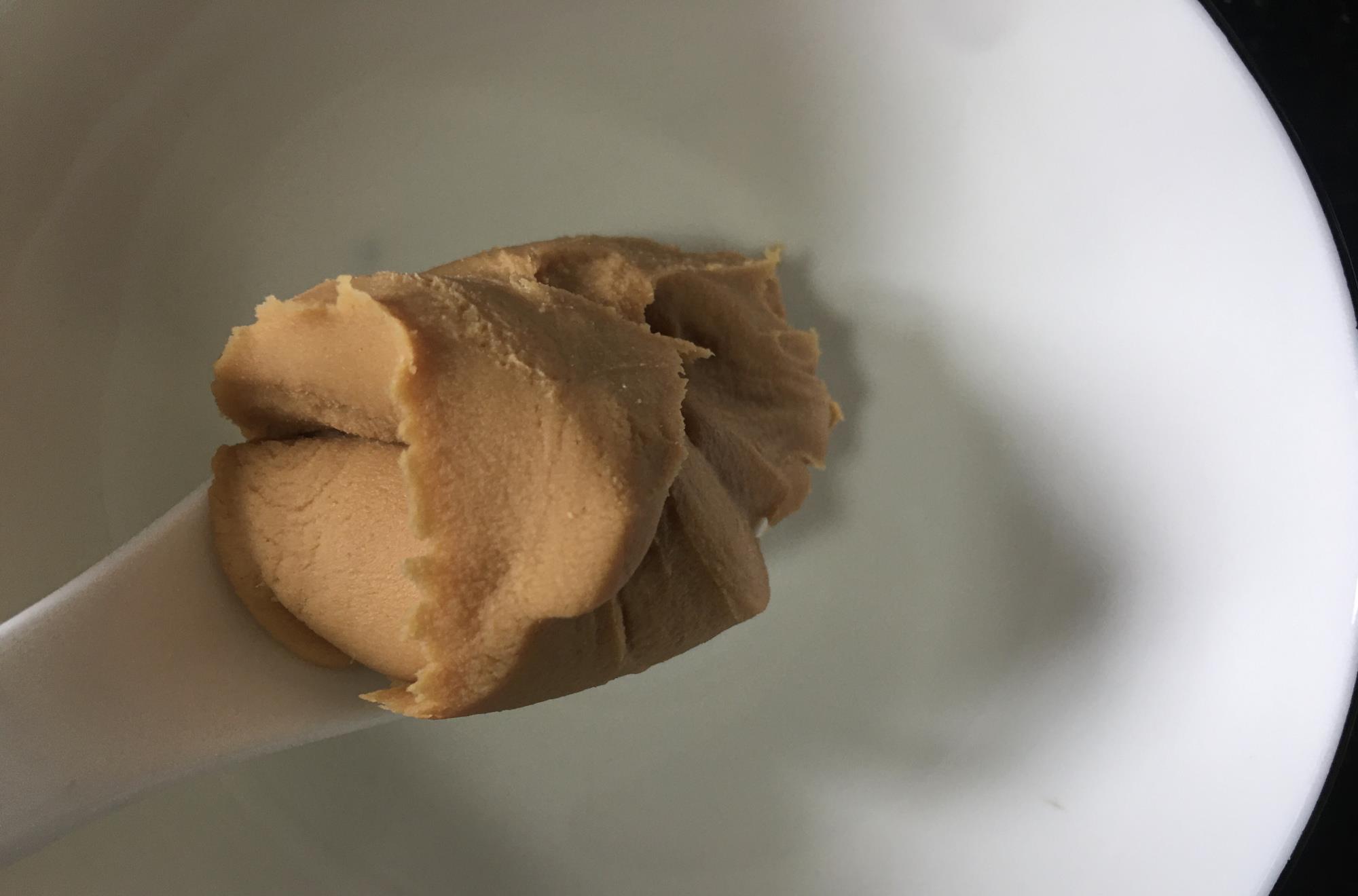 「」抓住减肥最佳季，这菜热量忽略不计，一周吃2次，裤子穿回S码