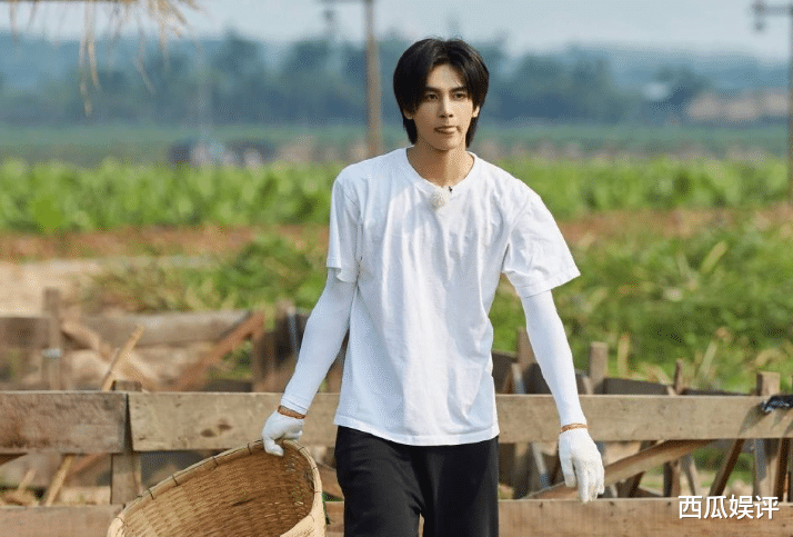 预告片:《向往的生活》下期迎来新嘉宾,一来就开始搞笑,光看预告就笑翻