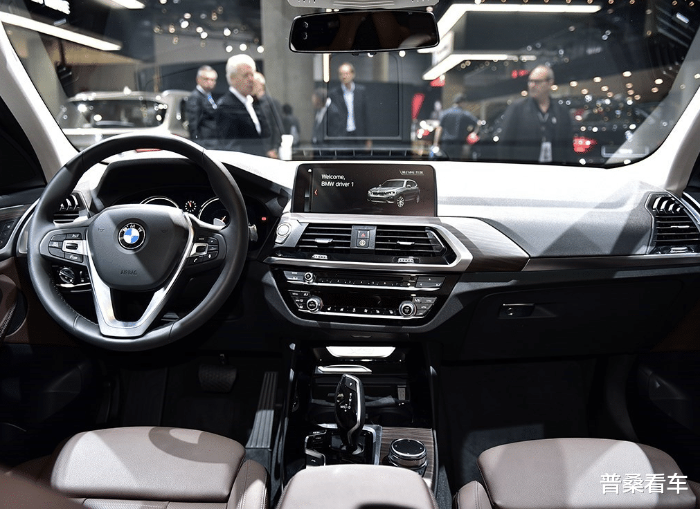 #宝马X3#Q5L迟早要输给它!关门只剩安静,252Ps配四驱,30天大卖12049辆