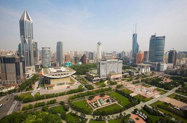 世界上最大的城市广场，面积176万平方米，却是在垃圾场上建造的