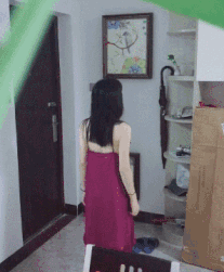 穿衣搭配|历史老师叫我去办公室帮她拿作业，对我这样做