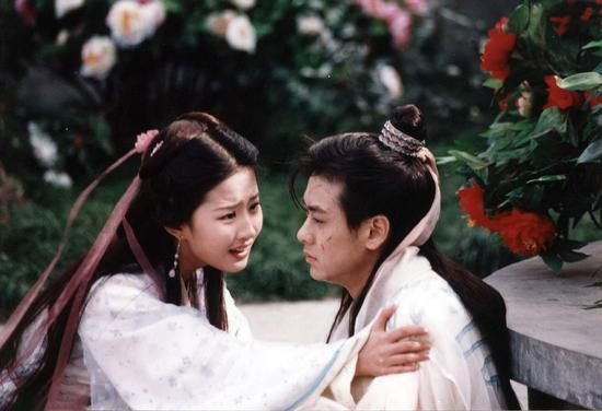 |刘亦菲“终于”说出了此生挚爱，并不是胡歌，是44岁的他