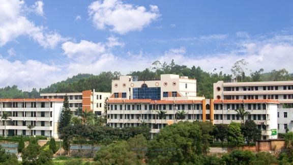 小李议 继鲤城区之后，泉州又迎来一员“猛将”，花岗岩储量30亿立方米