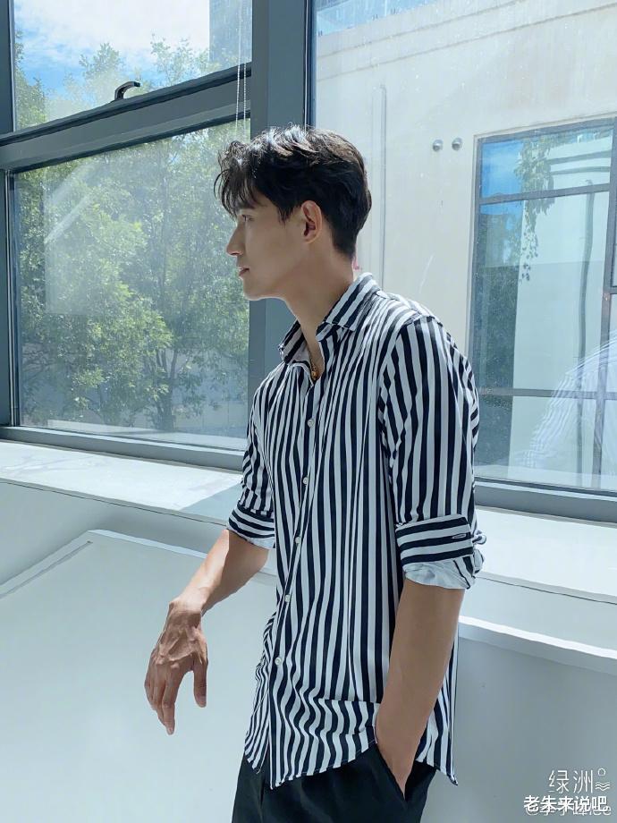 李子峰|又一部烧脑悬疑剧开播，剧情堪比柯南，还有比面条吻更杀的蒙面吻