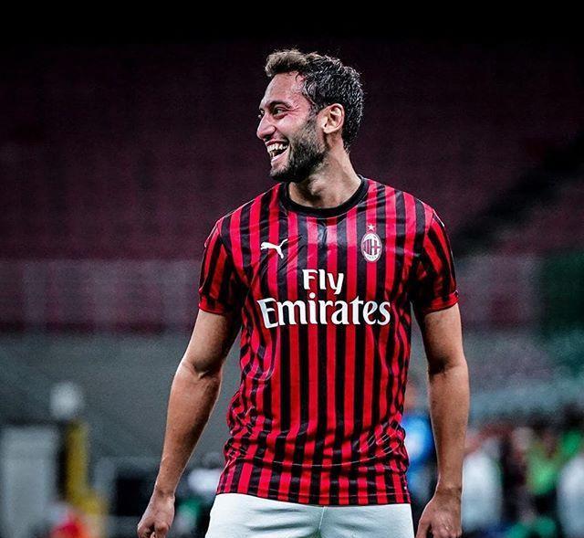 葡萄牙队|恰10、小孔蒂？AC米兰冬窗期最该出售的3名球员！卖了抓紧换钱！