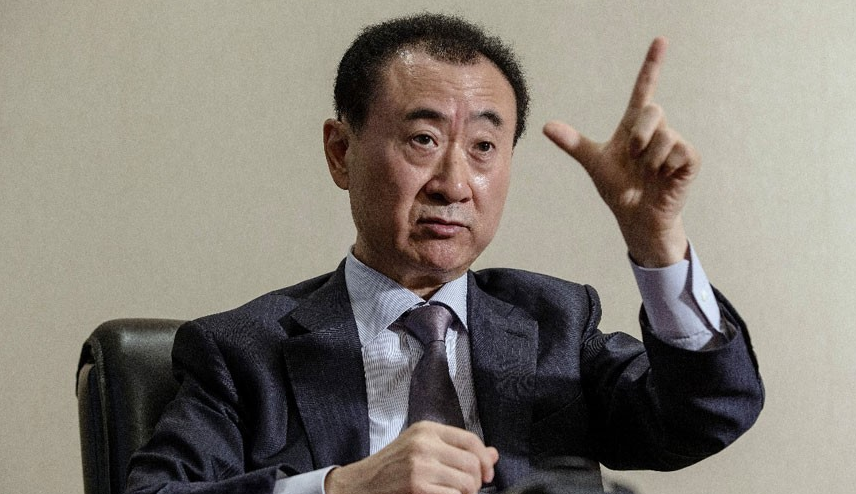 王健林|8000亿负债仍不亡，昔日首富“王者归来”，积极转型，不久后将重现辉煌