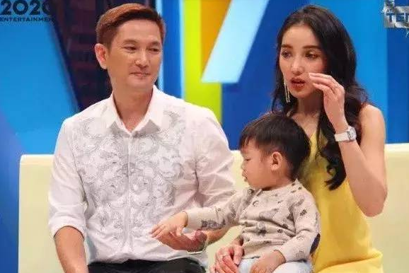 |哥哥是自己的生父，女星自曝混乱家庭关系，长期被生父“吸血”